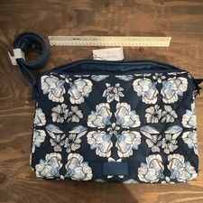Vera Bradley Ultralight Laptop Crossbody 15in Padded Dive Floral Medallion picture