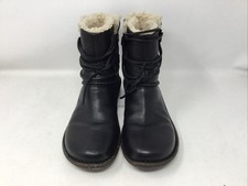 UGG 1932 Caspia Leather Boots Women US 9 Black Sheepskin Shearling Fur Lined picture
