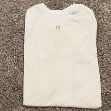 Lululemon Women’s light blue swiftly tech short sleeve T-shirt size 0 picture