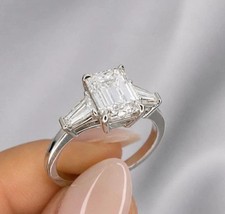 2.60Ct Emerald EF/VS1 Lab Grown Diamond Women Engagement Ring 14k White Gold IGI picture