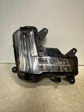 2015 - 2020 Cadillac Escalade Passenger Right RH Turn Signal Park Lamp OEM picture