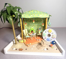 NEARLY COMPLETE American Girl Minis Illuma Cabana Beach Seaside Cabana &Platform picture