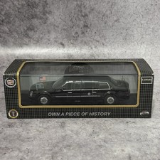 CADILLAC PRESIDENTIAL LIMOUSINE 2009 1:43 Luxury DIECAST SCALE MODEL NIP Rare picture