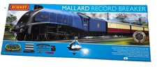 Hornby Mallard Pullman OO Gauge Model Train Set R1202  picture