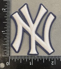 WHITE AND NAVY NEW YORK YANKEES MLB BASEBALL EMBROIDERED IRON ON PATCH picture