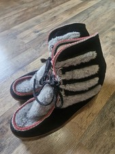 Vintage Yodelers Womens Booties, Size 10 Grey Black picture