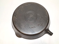 Griswold 727 No. 9 Cast Iron Skillet Removeable Wood Handle Version (NO HANDLE) picture