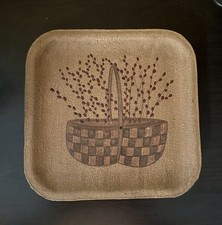 Vintage Hearthside Collection Donna White Primitive Plate Basket Pip Berry 6.75” picture