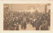 LARGE GROUP OF PEOPLE GATHERED IN CITY DOWNTOWN REAL PHOTO POSTCARD 1910s RPPC picture