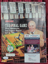 KC JONES JSA COA AUTOGRAPHED SIGNED AUTO USED COURTSIDE MAGAZINE W/ RED ON COVER picture