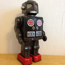 Attacking Martian Robot, Japan, 1970's, from the Golden Era of Robots, rare picture