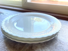 Mikasa Bone China White Silk A7050 Dinner Plates (Set of 3) picture