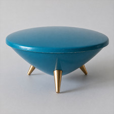 Vintage enamel box 60s Space Age UFO Jewelry powder Soviet Trinket Ashtray picture