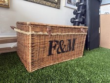 Fortnum and Mason Extra Large Wicker Basket with Lid and Handle picture