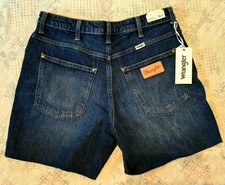 NWT WRANGLER RETRO WOMEN'S DARK DENIM HIGH RISE COWBOY SHORTS 29 7 picture
