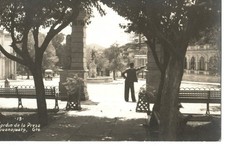 Guanajuato Mexico Jardin de la Presa RPPC Vintage Postcard Man Statue Fountain picture