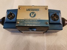 Vickers Pilot Valve 02-119475 DG4S4-016C-U-B-60 110V50 .85amp 120V60 .69amp picture