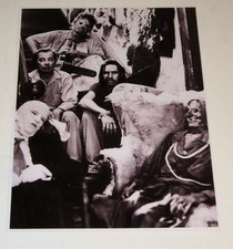 Texas Chainsaw Massacre Sawyer Family On Stairs 9