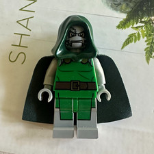 AUTHENTIC RARE LEGO Doctor Doom Minifigure Green Hood with Cape picture