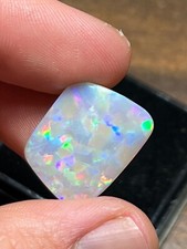 9.2 ct Australian opal, lightning ridge, flagstone, multi-color picture