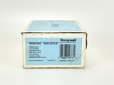 Honeywell T822D 2642 White Low Voltage Thermostat picture