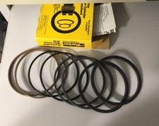 Parker PK402HK001 - HI-LOAD PISTON SEAL KIT 4.00