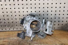 2002 Toyota Tacoma 2.4 AT Throttle Body 2WD 4 Cylinder picture