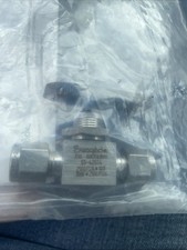 Swagelok SS-43GS4 Ball Valve 1/4” Tubing 3000 PSI Stainless Steel New picture