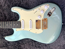 Donner Seeker Series DST-152 Blue Solid Body 6-String Electric Guitar + Gig Bag picture