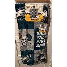 Peanuts Snoopy Philadelphia Eagles NFL Super Soft Plush Throw Blanket 60x70 NWT picture