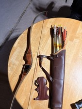 Vintage Indian Archery Mohawk 261 52” 35# Recurve Bow 19 Arrows Quiver picture