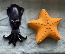 July Lush Kitchen Exclusive Set: Squid Shower Gummy + Starfish Shower Steamer picture
