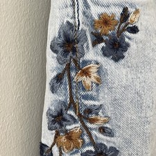 Driftwood Womens Jackie High Rise Jeans 30x28 (meas. 32x27) Embroidered picture