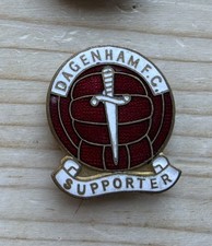 RARE ORIGINAL 1960s DAGENHAM  F.C SUPPORTERS CLUB BADGE picture
