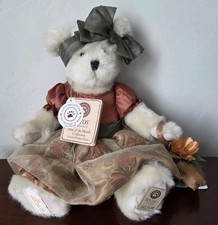 2009 Boyds Bear Of The Month November Christina Bearybloom NWT # 1147/2000 Plush picture