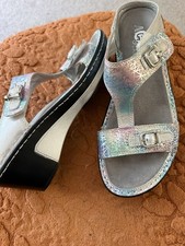 NEW Alegria Loti Wedge sandals EU 39US 8.5 Silver Leather Strappy Slide Comfort picture