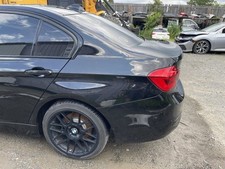 2012-2018 BMW 320i LEFT QUARTER PANEL BLACK PC:668 2.0 AWD 73K -X-DRIVE- 57237 picture