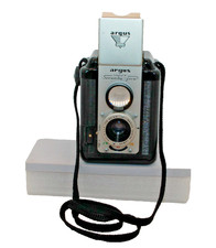 Vintage Argus Super Seventy-Five Camera which ran from 1949-1964 picture