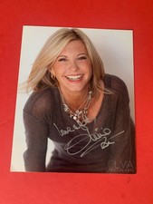 Olivia Newton-John Hand Signed 8 x 10 Publicity Photo picture