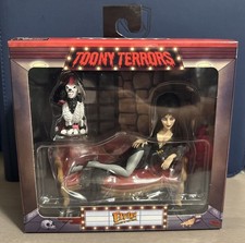Neca Toony Terrors Elvira Mistress of the Dark Figure on Couch Gonk the Dog New picture