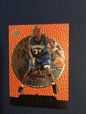 1998-99 Upper Deck Ovation Kevin Garnett Card picture
