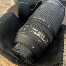 Nikon 70-300mm f/4.5-5.6G ED IF AF-S VR Nikkor Zoom Lens for Nikon Digital... picture