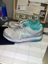 New Balance 1540V2 Running Shoes Womens Size 11B Gray Sneakers Lace Up wowo picture