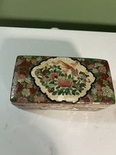Oriental Rose Canton porcelain box picture