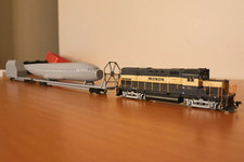 HO Scale Boeing 737 Fuselage and Cargo 11