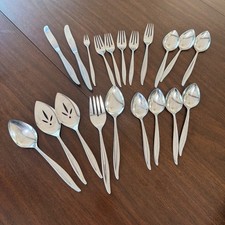 Oneida Texttura Flatware Mixed lot 20pc Oneidacraft Deluxe Stainless MCM picture