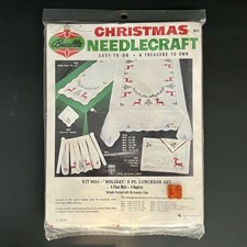 Vtg Bucilla Christmas Needlecraft Kit 8651 Holiday 8 pc Luncheon Reindeer picture