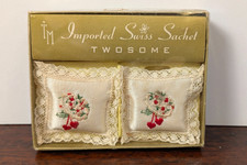 Vintage Treasure Masters Swiss Sachet Twosome Embroidered Lace Pillows NOS picture