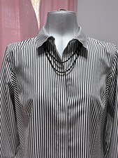 CHICO'S Strpd No Iron Chic Strtch VNck  30 large In Chst 20 in Lng Sz 12/14 picture