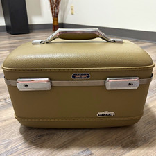 Vintage Beige 1960s American Tourister Tiara Train Case - Green Floral Interior picture